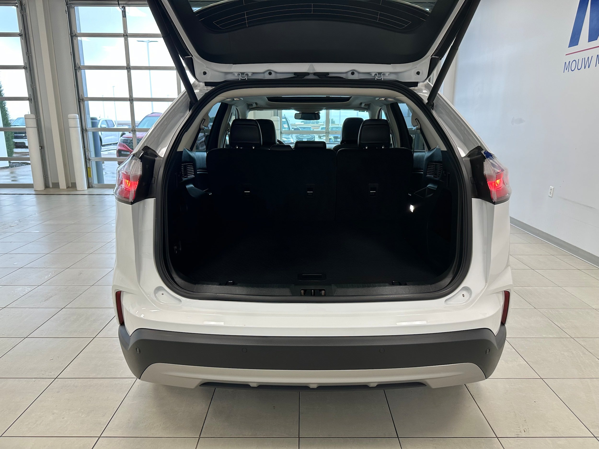 Used 2024 Ford Edge SEL w/ Convenience Package AWD/4WD image 7