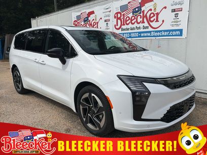 New 2027 Chrysler Pacifica Select