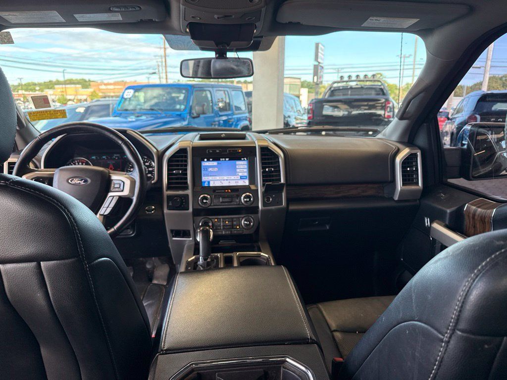 Used 2019 Ford F150 Lariat w/ Equipment Group 502A Luxury AWD/4WD image 14