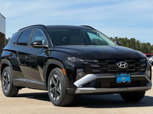 Certified 2025 Hyundai Tucson SEL image 9