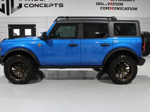 Used 2023 Ford Bronco Badlands AWD/4WD image 4