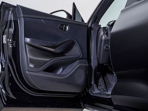 Used 2023 Aston Martin DBX 707 image 32