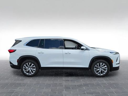 Used 2026 Buick Enclave Preferred w/ Power Package FWD image 4