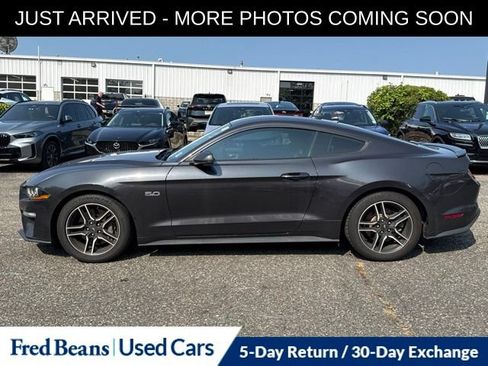 Used 2022 Ford Mustang GT Premium w/ Equipment Group 401A RWD image 4
