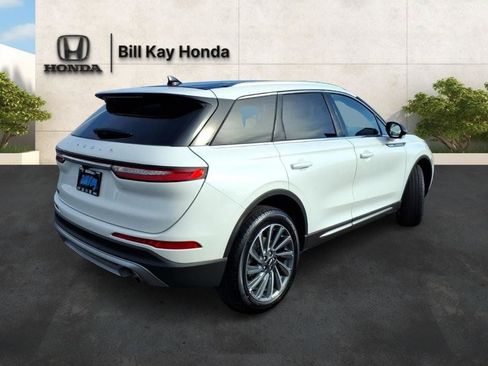 Used 2023 Lincoln Corsair Reserve w/ Equipment Group 201A image 3