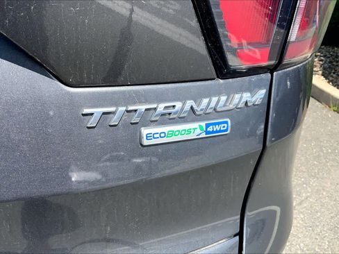 Used 2017 Ford Escape Titanium AWD/4WD image 10