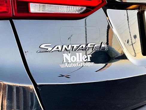 Used 2018 Hyundai Santa Fe Sport w/ 2.4L Value Package 02 image 8