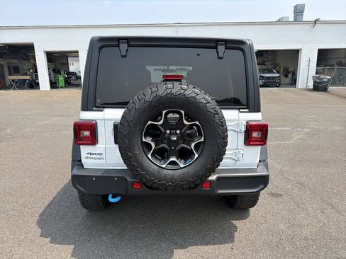 Used 2023 Jeep Wrangler Unlimited Rubicon 4xe w/ Cold Weather Group AWD/4WD image 4