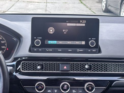 Certified 2025 Honda Civic Sport image 17