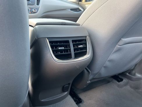 Used 2025 Chevrolet Malibu LT image 22