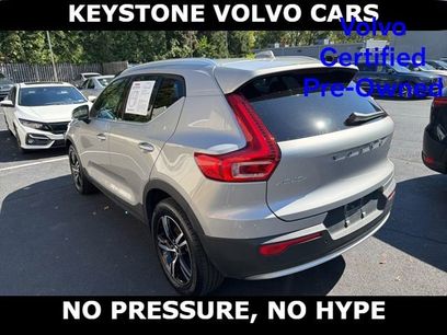 Certified 2025 Volvo XC40 B5 Core