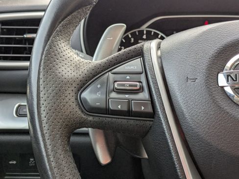 Used 2016 Nissan Maxima SR w/ Midnight Edition image 17