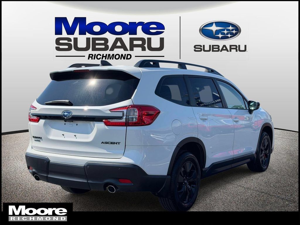 Used 2026 Subaru Ascent Premium AWD/4WD image 2