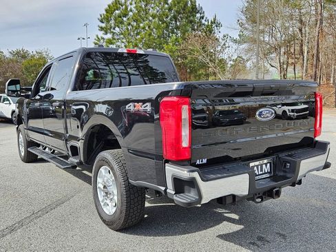 Used 2025 Ford F250 XLT image 9