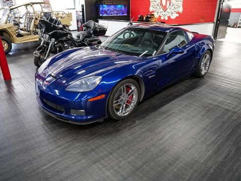 Used 2007 Chevrolet Corvette Z06 w/ Preferred Equipment Group RWD image 2