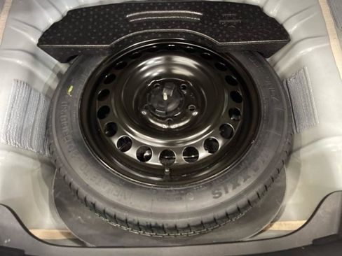 Used 2022 Chevrolet Malibu LT image 39