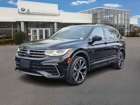 Used 2022 Volkswagen Tiguan SEL R-Line AWD/4WD image 1