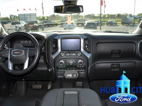 Used 2020 GMC Sierra 1500 SLT image 18