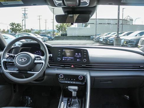 Certified 2023 Hyundai Elantra SEL image 16