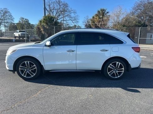 Used 2017 Acura MDX SH-AWD image 2