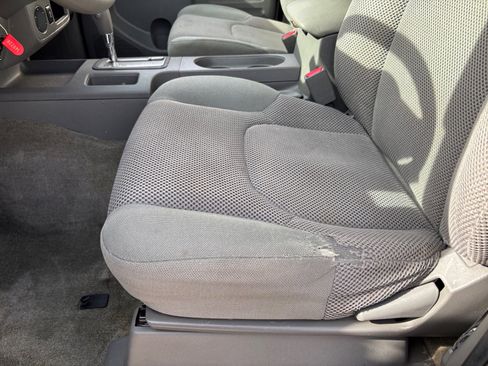 Used 2016 Nissan Frontier SV image 13