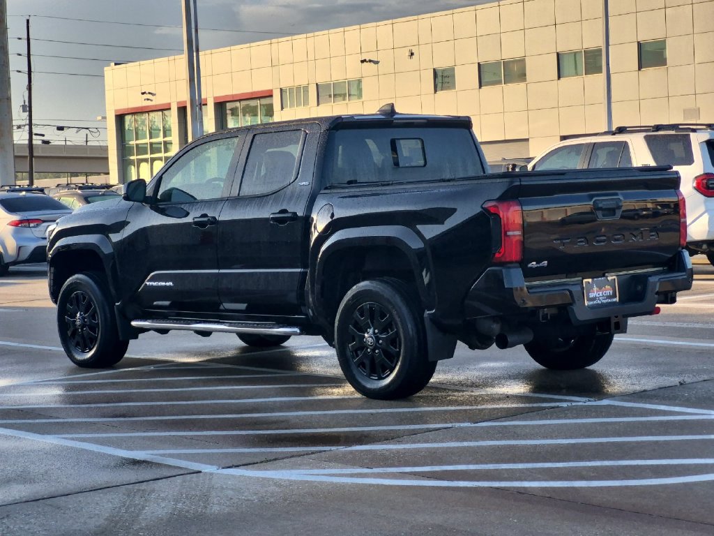Certified 2024 Toyota Tacoma SR5 AWD/4WD image 4
