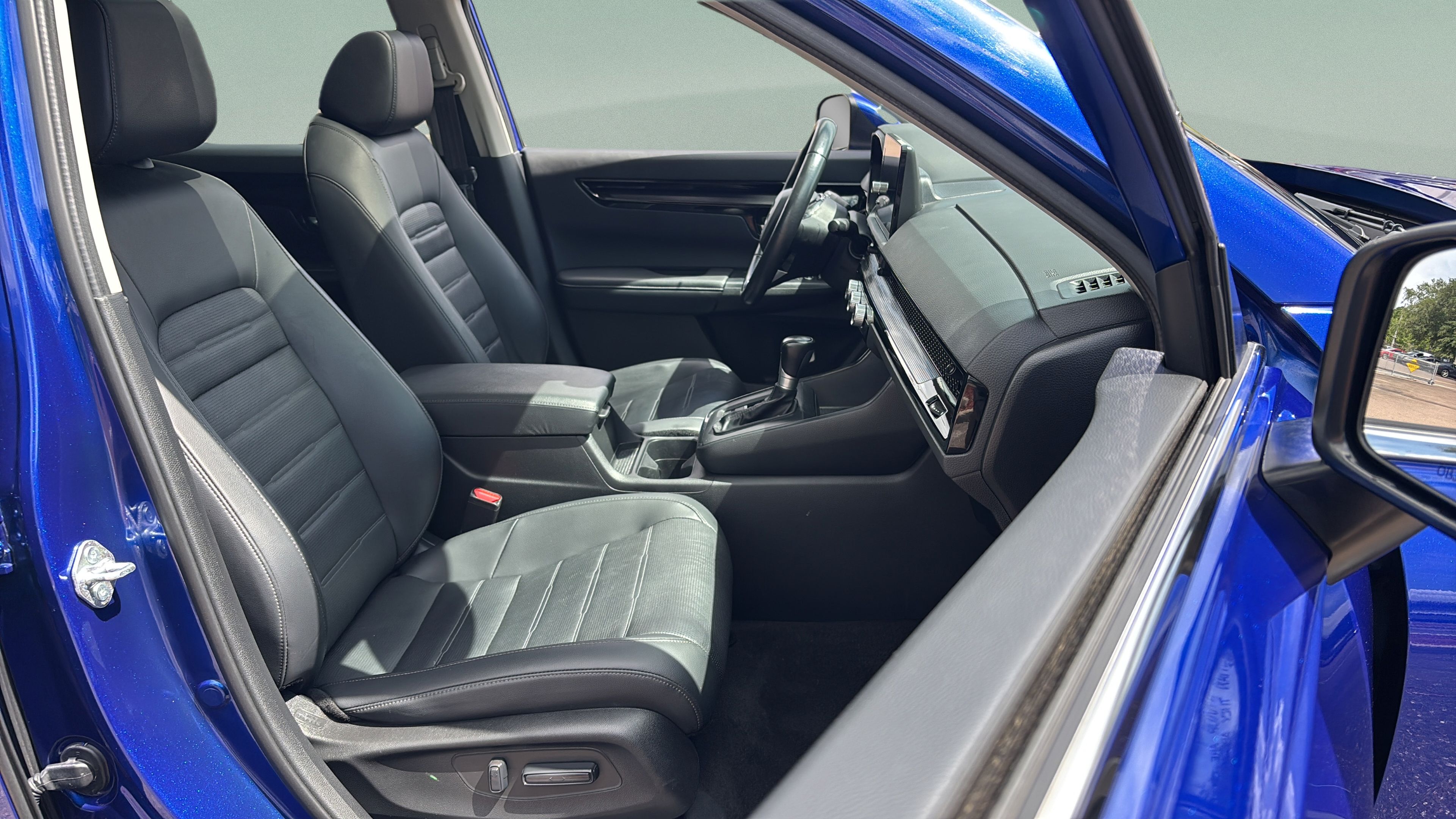 Used 2024 Honda CR-V EX-L image 18