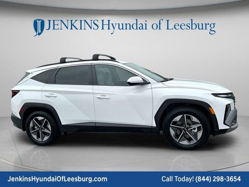 New 2026 Hyundai Tucson SEL FWD image 2