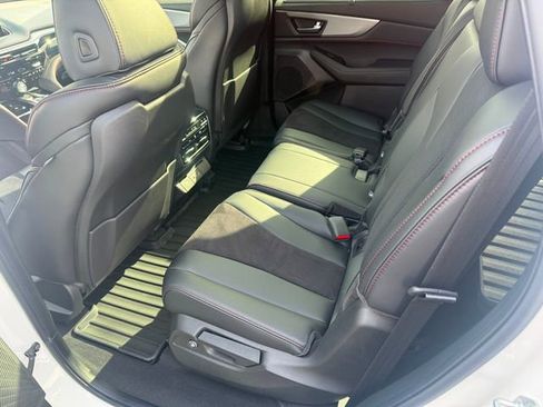 Used 2023 Acura MDX A-Spec image 28