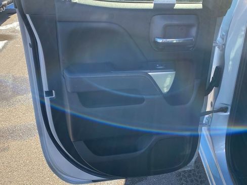 Used 2018 Chevrolet Silverado 1500 LT w/ Texas Edition image 11