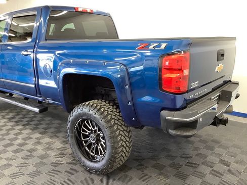 Used 2018 Chevrolet Silverado 2500 LTZ w/ Duramax Plus Package AWD/4WD image 4