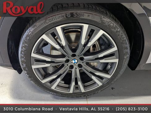Used 2024 BMW X7 xDrive40i w/ Executive Package AWD/4WD image 29