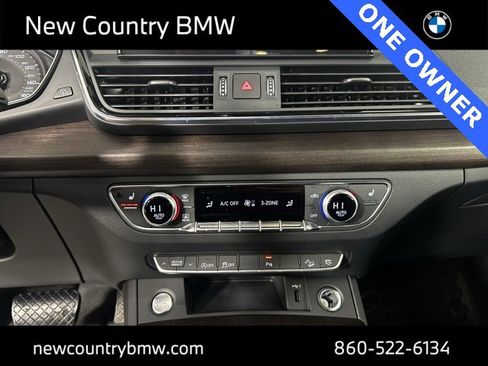 Used 2023 Audi Q5 2.0T Premium w/ Convenience Package image 23