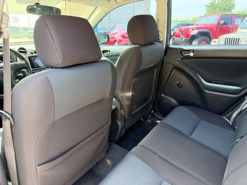 Used 2007 Toyota Matrix XR FWD image 13