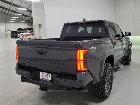 Certified 2025 Toyota Tacoma TRD Sport w/ Blackout Package (GST) image 4