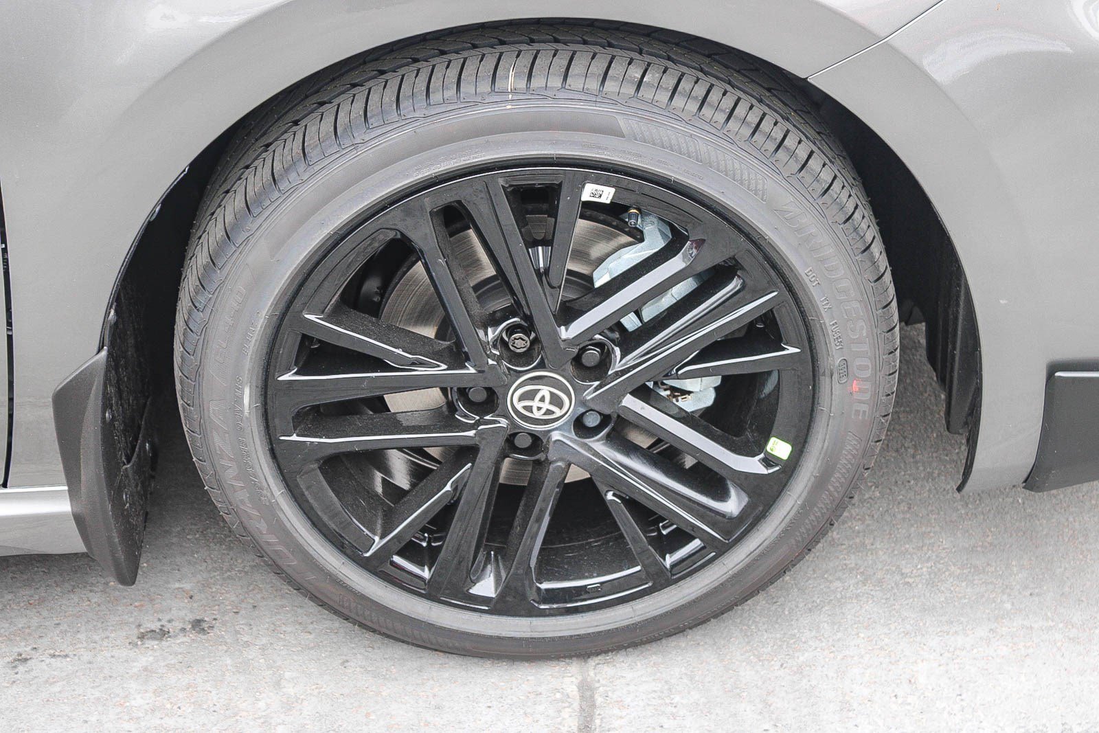 New 2026 Toyota Camry SE FWD image 11