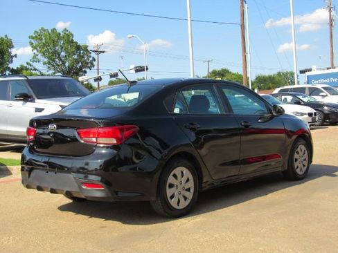 Used 2020 Kia Rio LX image 7
