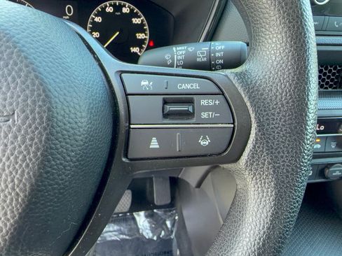 Used 2025 Honda CR-V LX image 19