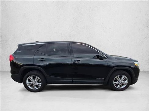Used 2018 GMC Terrain SLE FWD image 4