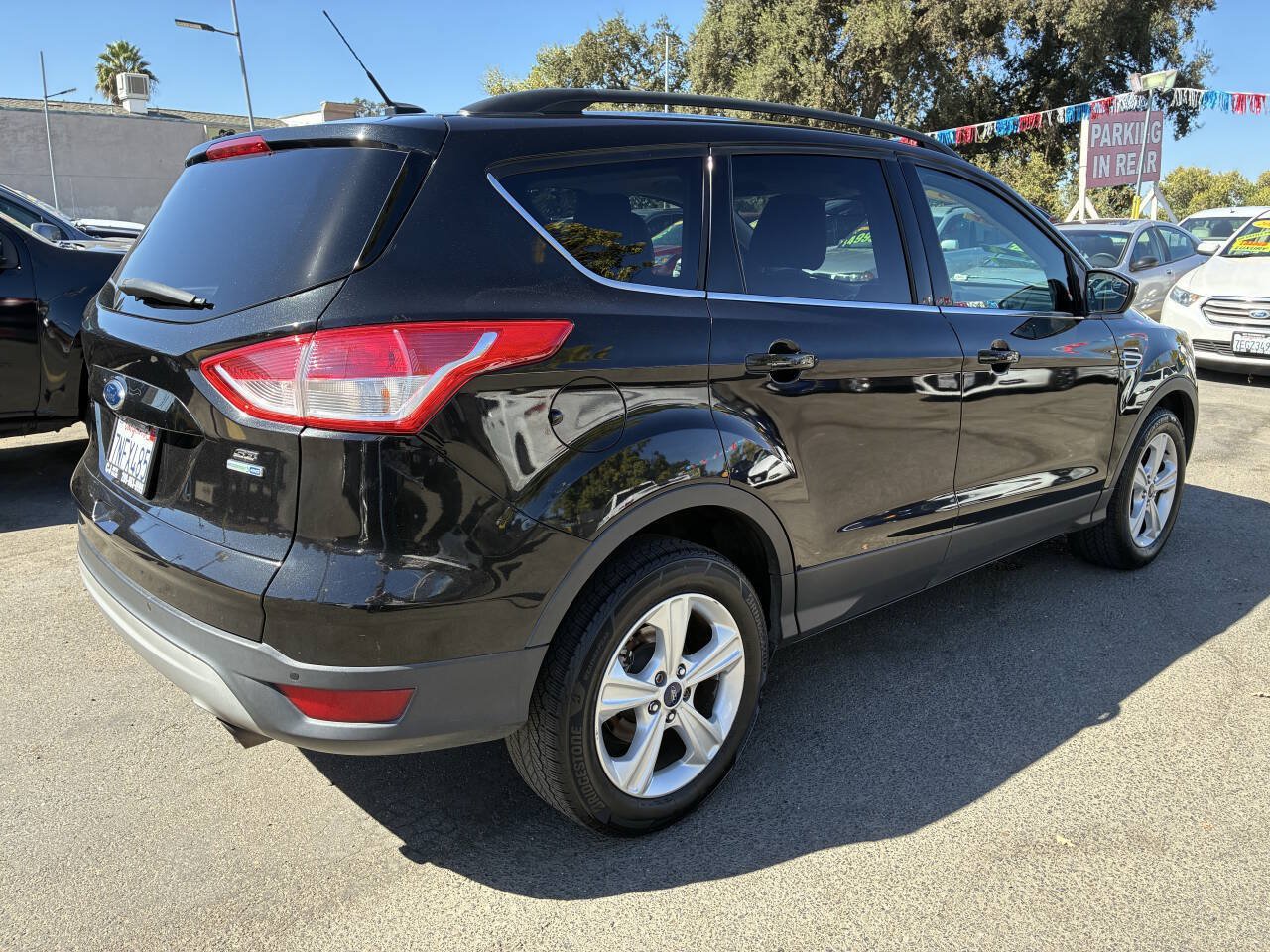 Used 2015 Ford Escape SE AWD/4WD image 2