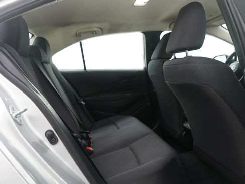 Used 2025 Toyota Corolla LE image 12