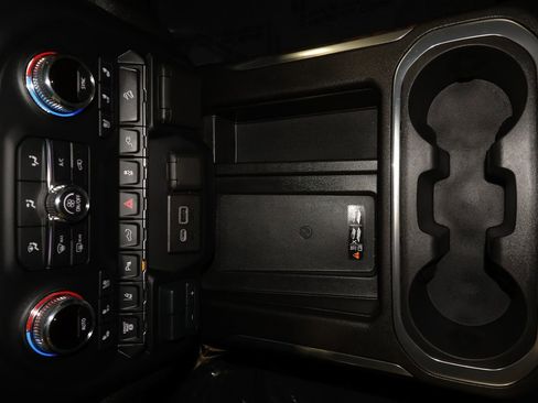 Certified 2021 GMC Sierra 3500 Denali w/ Denali Ultimate Package image 15