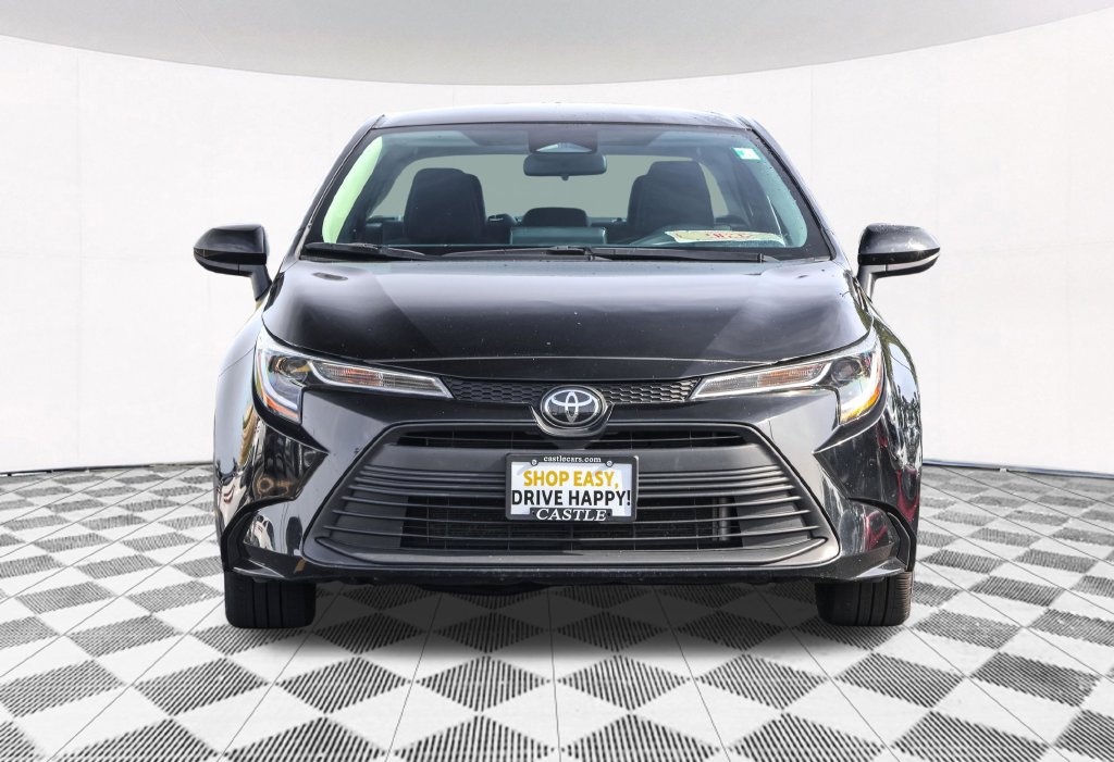 Used 2024 Toyota Corolla LE FWD image 8