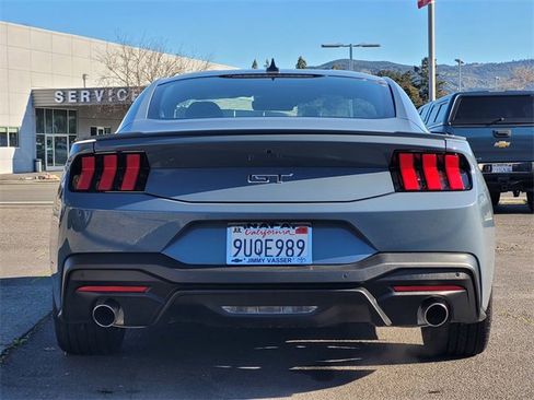 Used 2025 Ford Mustang GT image 7
