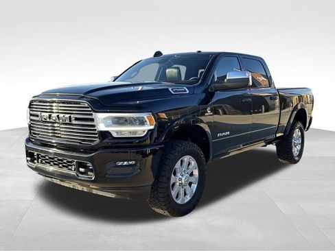 Used 2021 RAM 2500 Laramie image 3