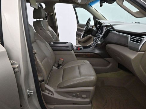 Used 2016 Chevrolet Suburban LT AWD/4WD image 38