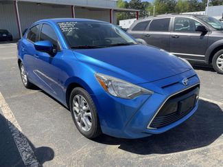 Used 2017 Toyota Yaris iA video 1