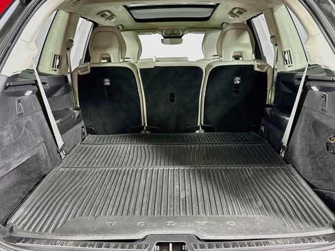 Used 2024 Volvo XC90 B6 Ultimate w/ Lounge Package AWD/4WD image 16