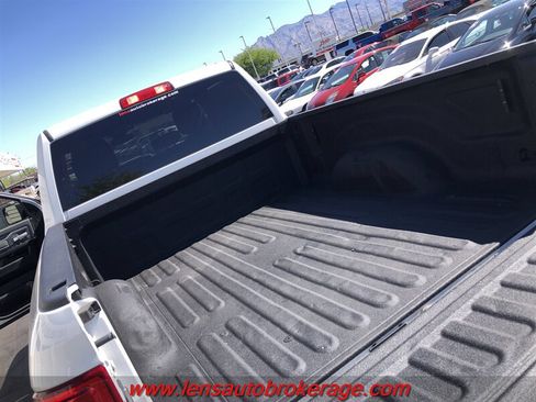 Used 2022 RAM 2500 Big Horn w/ Level 1 Equipment Group AWD/4WD image 26