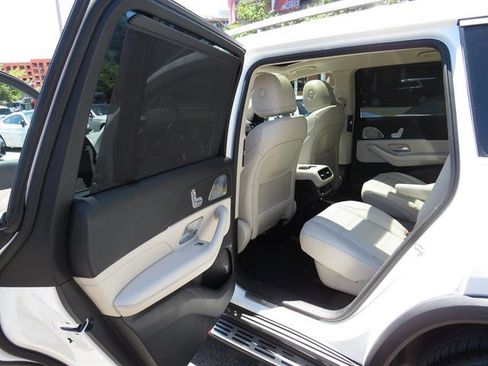 Certified 2021 Mercedes-Benz GLS 450 4MATIC image 21